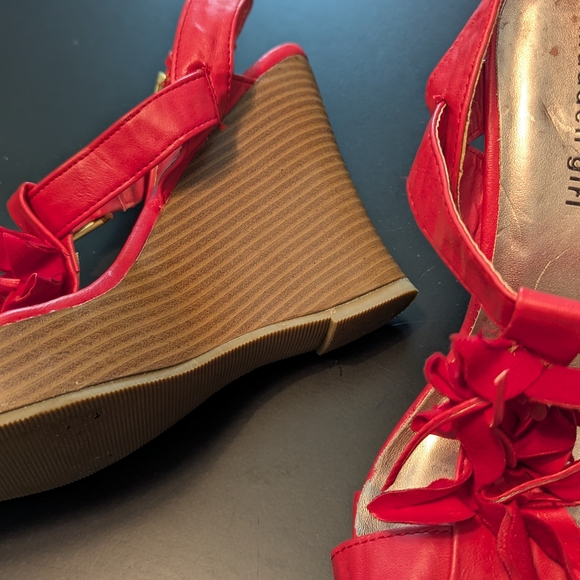 Stylish Red Sandals by Madden Girl - Picture 5 of 5